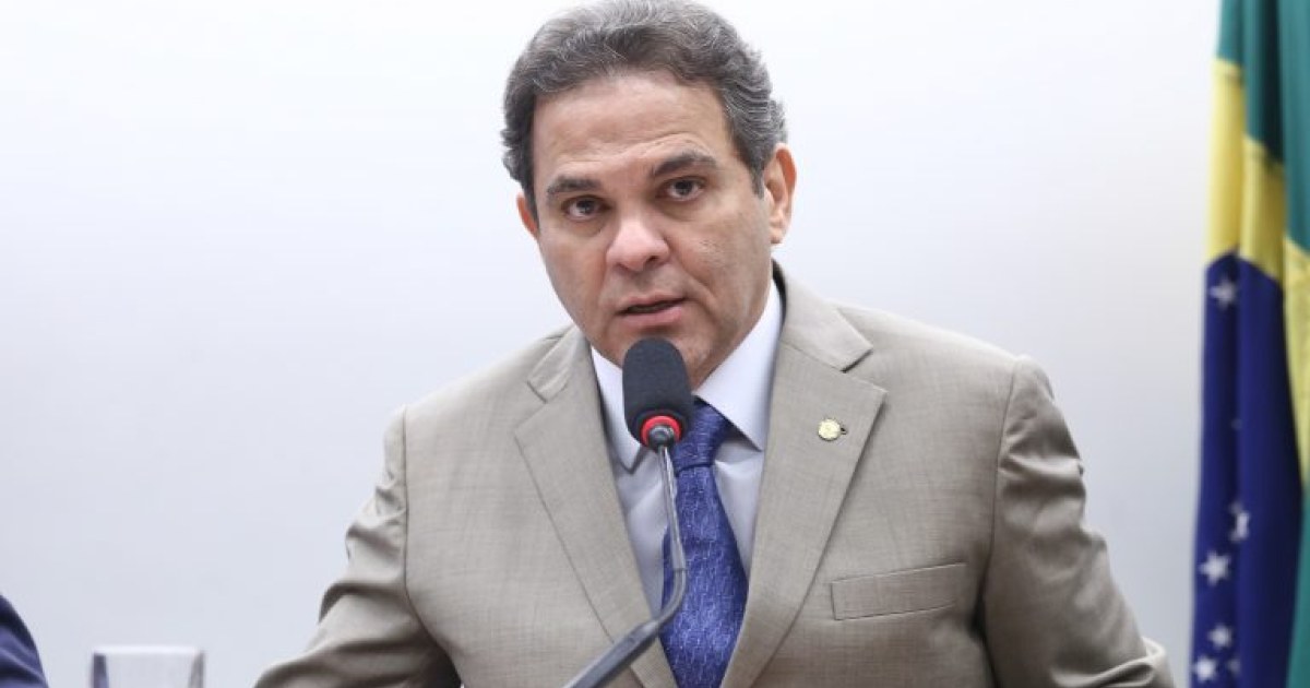 Projeto prevê alerta frontal e regras de apresentação para produtos com açaí